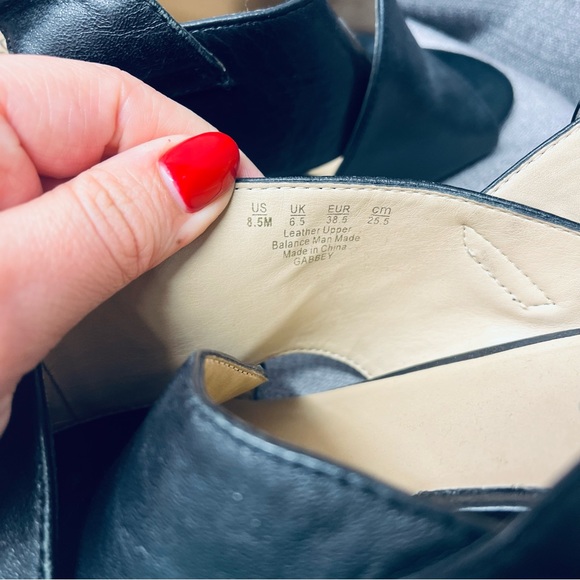 Franco Sarto Black Leather Block Heels Size 9 - Picture 4 of 7